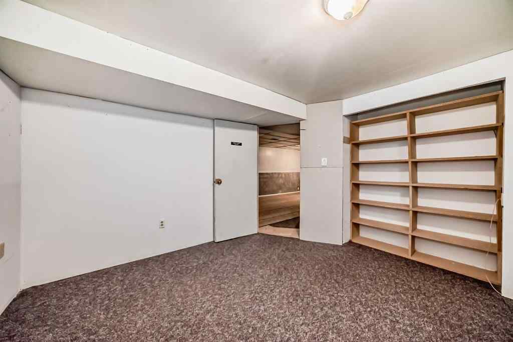 MLS® A2246498 - 724 Pinecliff Road NE in Pineridge Calgary, Residential