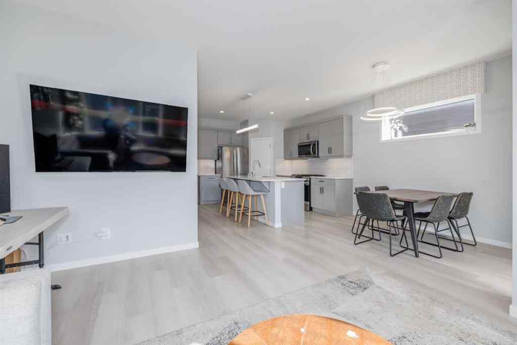 MLS® A2246499 - 12 Legacy Reach View SE in Legacy Calgary, Residential