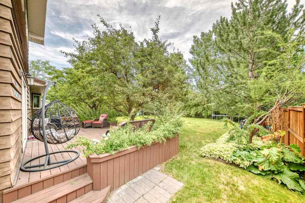 MLS® A2246502 - 36 Varsity Estates Court NW in Varsity Calgary, Residential