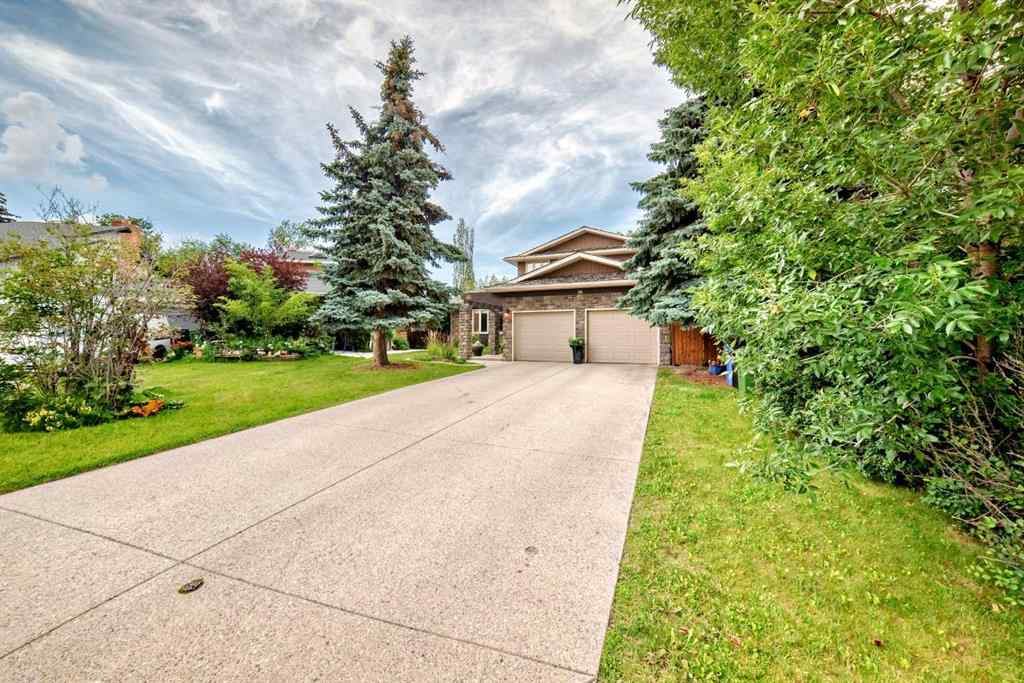 MLS® A2246502 - 36 Varsity Estates Court NW in Varsity Calgary, Residential