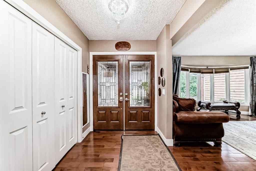 MLS® A2246502 - 36 Varsity Estates Court NW in Varsity Calgary, Residential