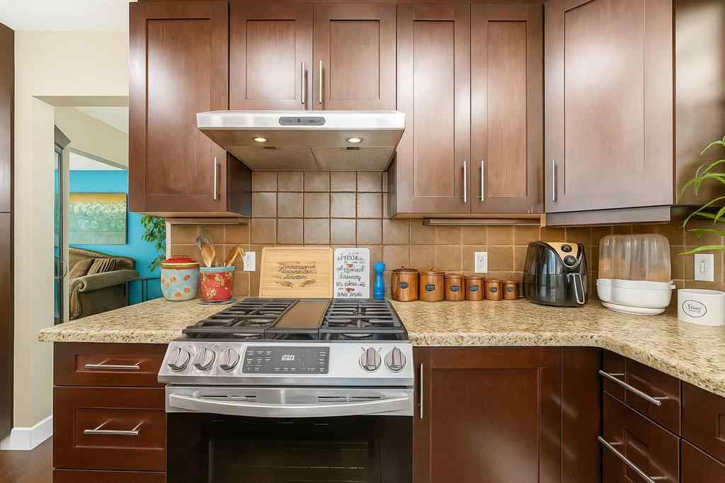 MLS® A2246502 - 36 Varsity Estates Court NW in Varsity Calgary, Residential
