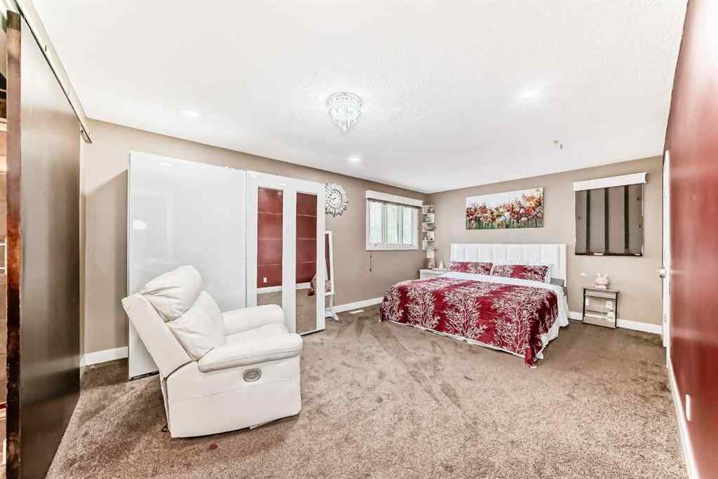 MLS® A2246502 - 36 Varsity Estates Court NW in Varsity Calgary, Residential