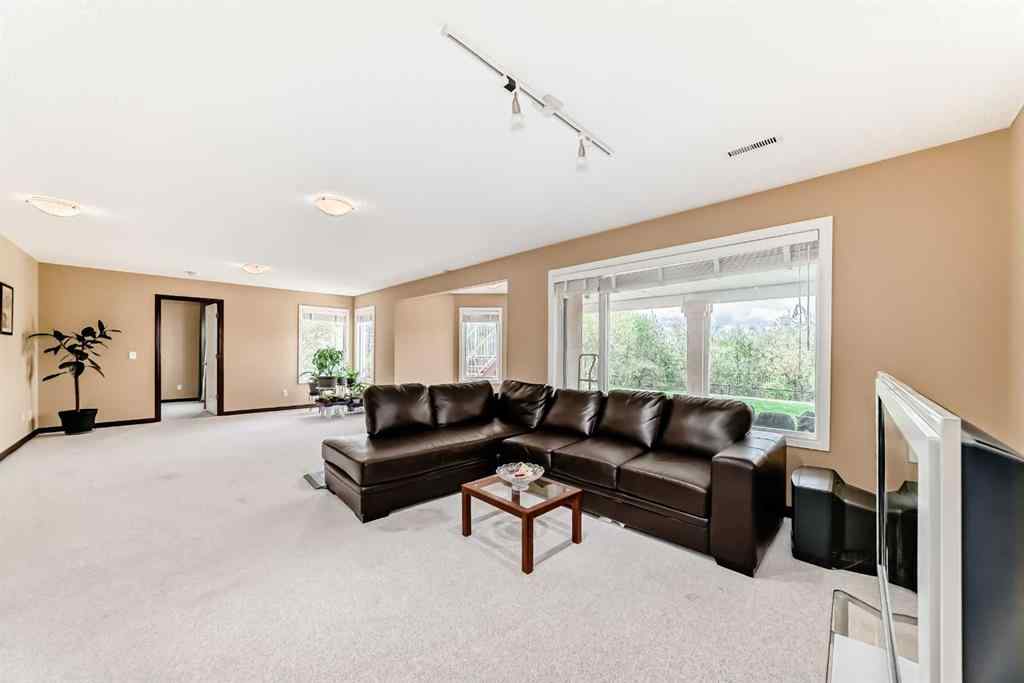 MLS® A2246504 - 157 Hamptons Square NW in Hamptons Calgary, Residential