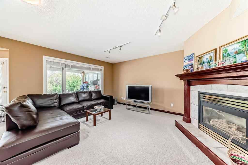 MLS® A2246504 - 157 Hamptons Square NW in Hamptons Calgary, Residential