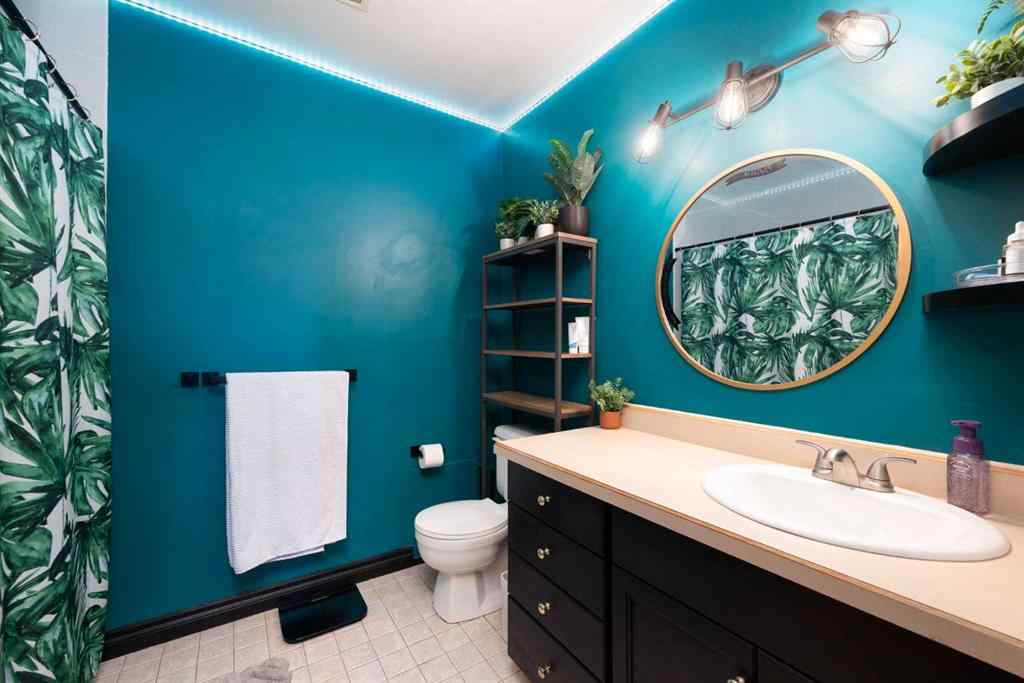 MLS® A2246512 - 108 Romar Street  in Thickwood Fort McMurray, Residential
