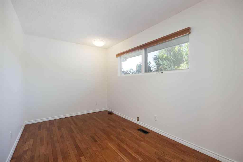 MLS® A2246512 - 108 Romar Street  in Thickwood Fort McMurray, Residential