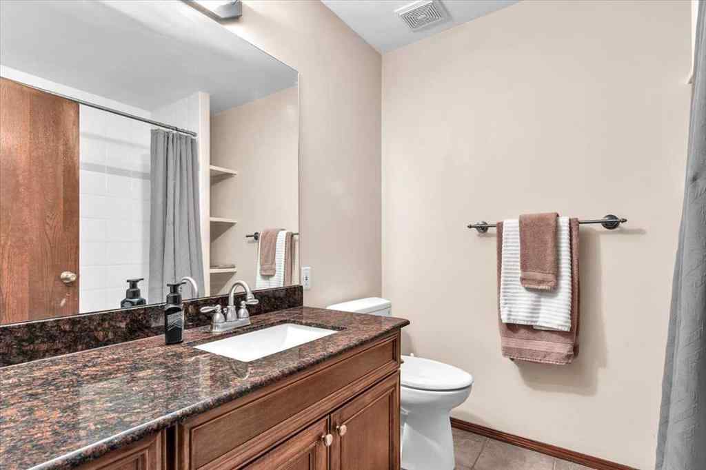 MLS® A2246513 - 147 Springmere Place  in Westmere Chestermere, Residential