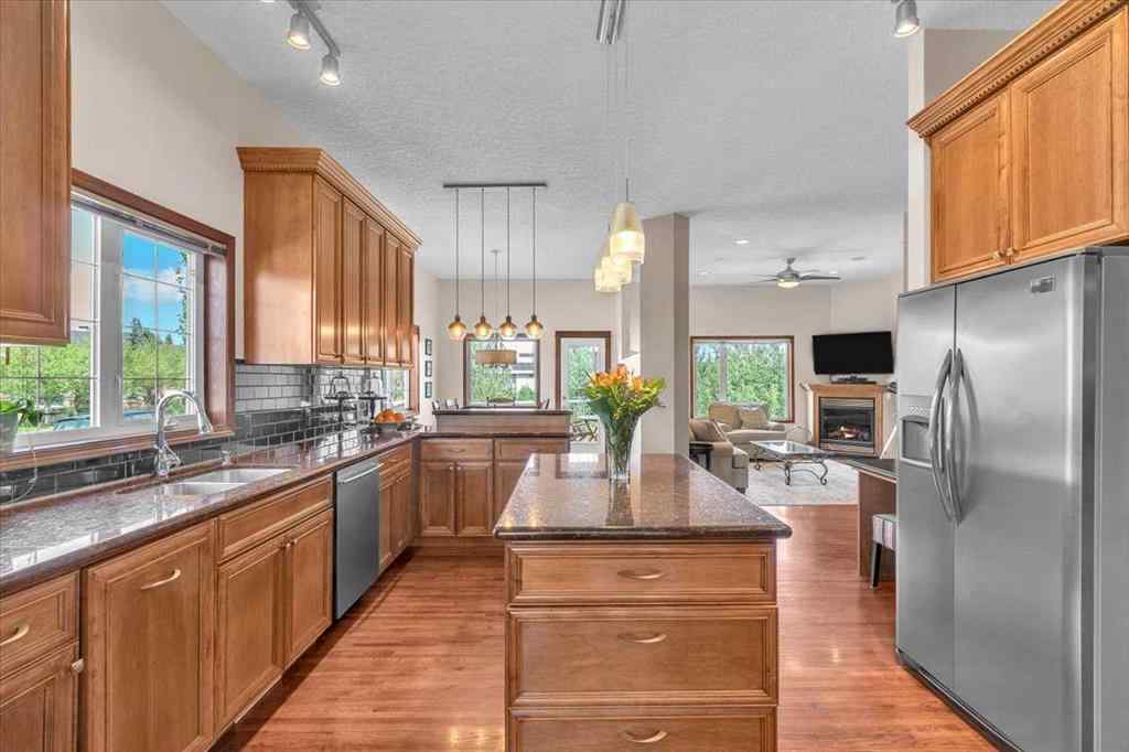 MLS® A2246513 - 147 Springmere Place  in Westmere Chestermere, Residential