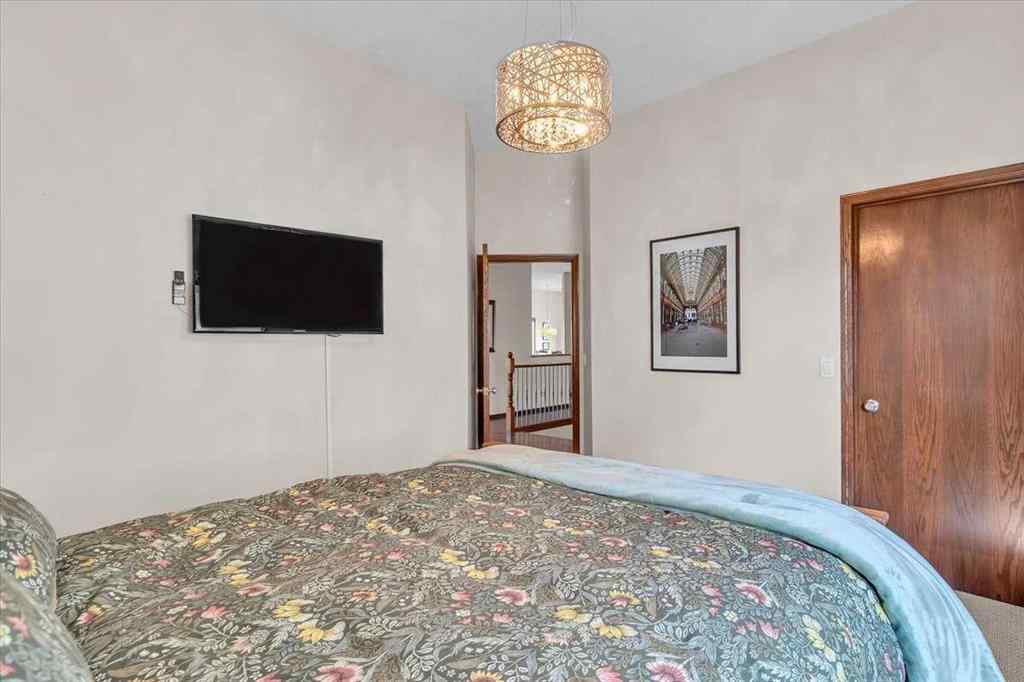MLS® A2246513 - 147 Springmere Place  in Westmere Chestermere, Residential