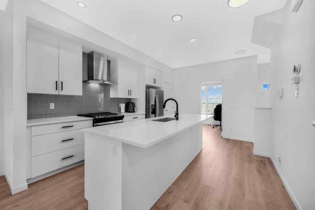 MLS® A2246515 - 132 Hotchkiss Gate SE in Hotchkiss Calgary, Residential