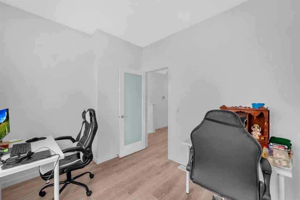MLS® A2246515 - 132 Hotchkiss Gate SE in Hotchkiss Calgary, Residential