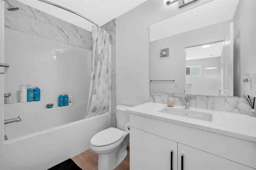MLS® A2246515 - 132 Hotchkiss Gate SE in Hotchkiss Calgary, Residential