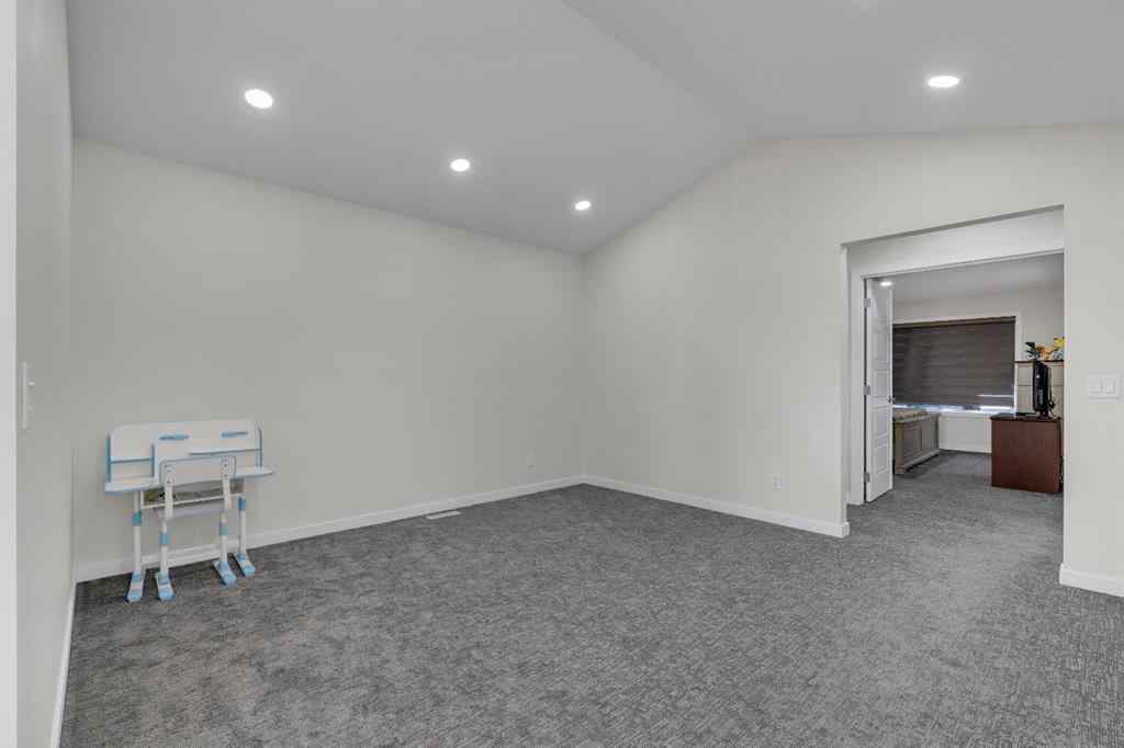 MLS® A2246516 - 28 Savanna Link NE in Saddle Ridge Calgary, Residential