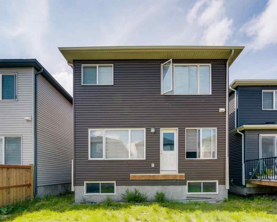 MLS® A2246516 - 28 Savanna Link NE in Saddle Ridge Calgary, Residential