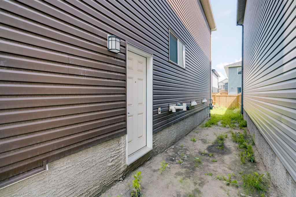 MLS® A2246516 - 28 Savanna Link NE in Saddle Ridge Calgary, Residential