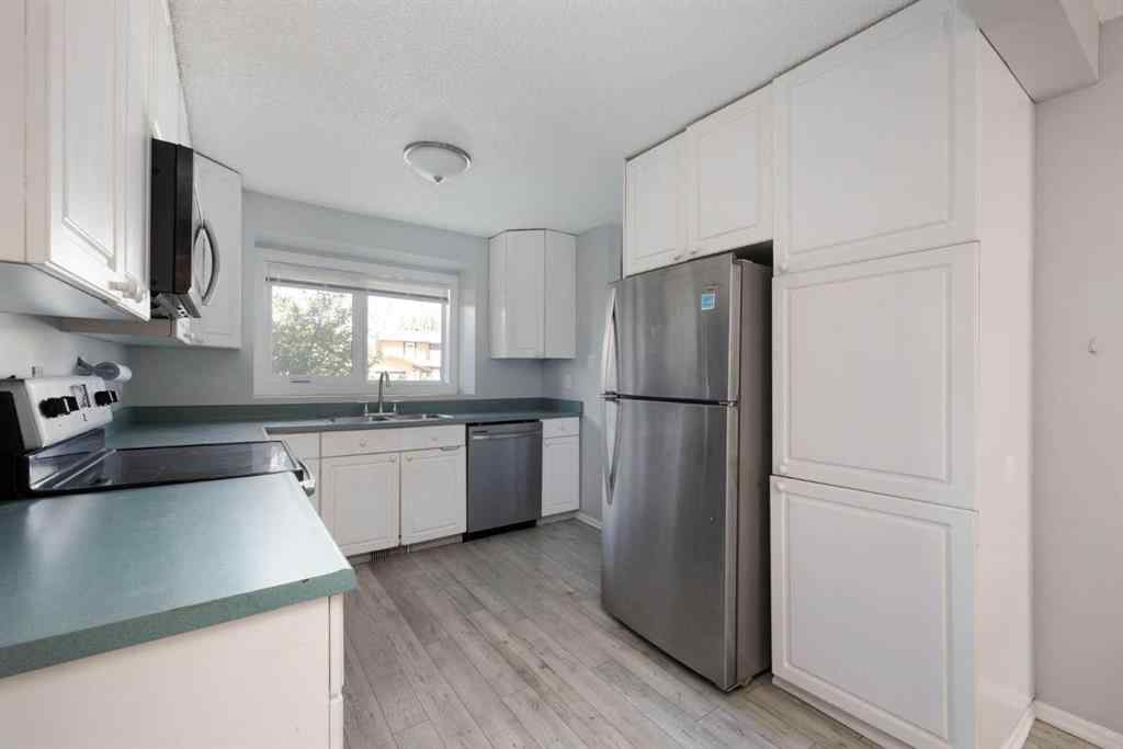 MLS® A2246522 - 103 Gardiner Place  in Grayling Terrace Fort McMurray, Residential