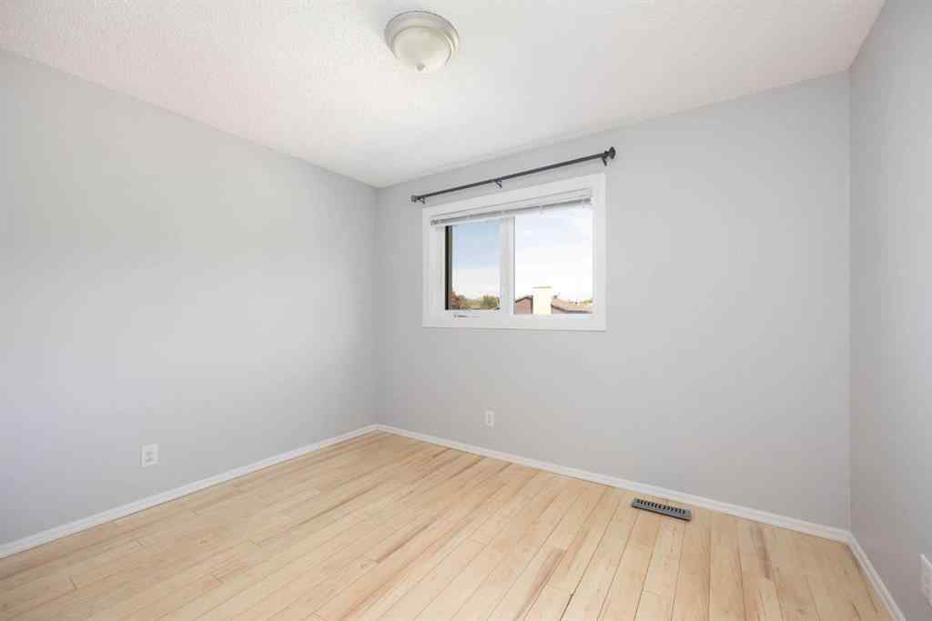 MLS® A2246522 - 103 Gardiner Place  in Grayling Terrace Fort McMurray, Residential