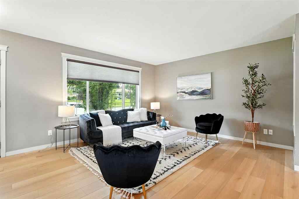 MLS® A2246525 - 284 Acadia Drive SE in Acadia Calgary, Residential