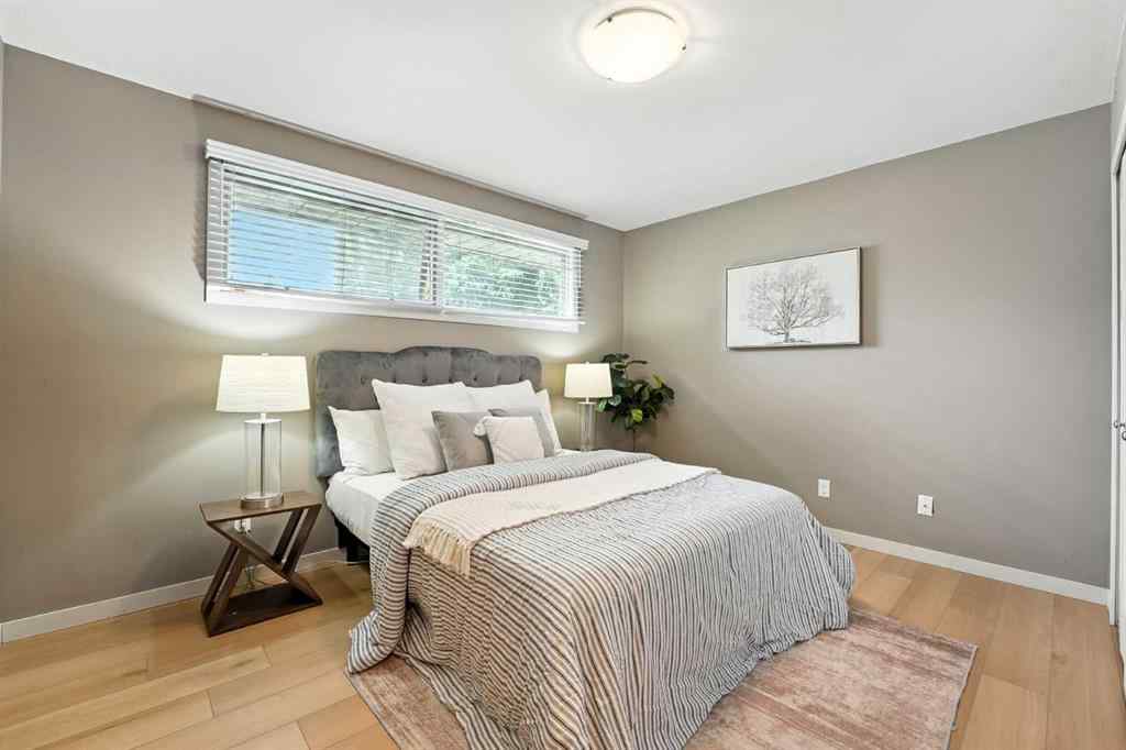 MLS® A2246525 - 284 Acadia Drive SE in Acadia Calgary, Residential