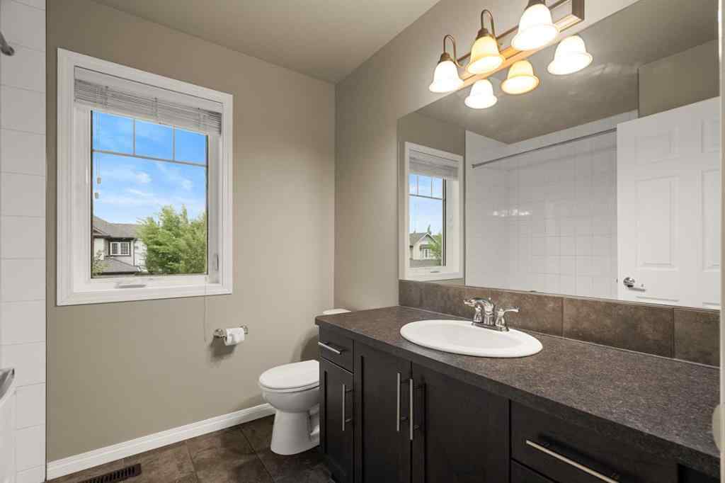 MLS® A2246526 - 340 Whitecap Way  in Lakepointe Chestermere, Residential