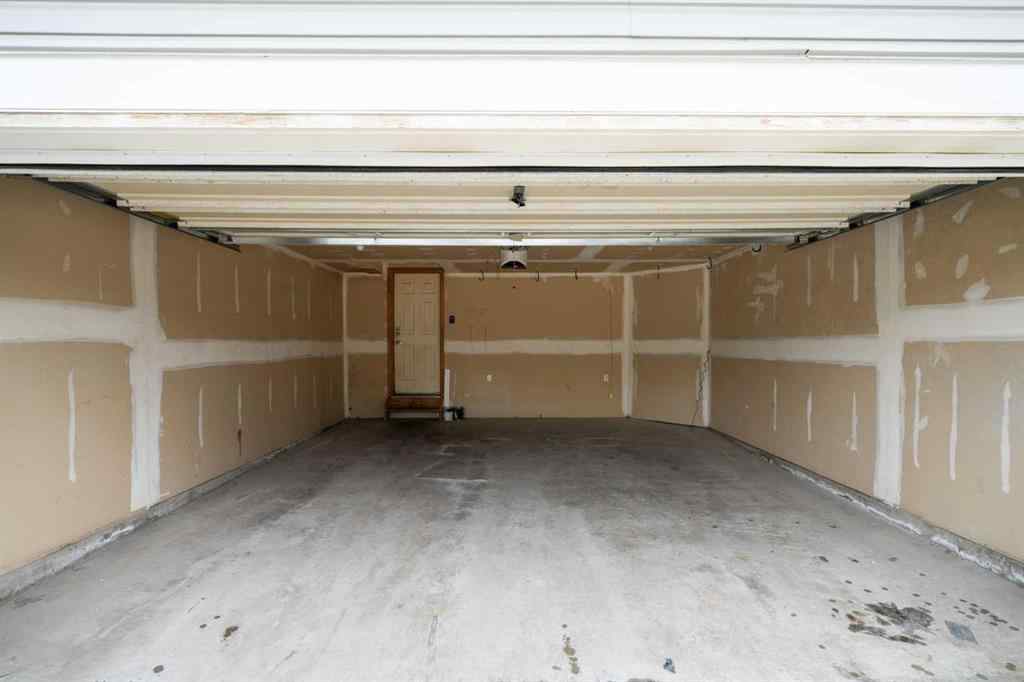 MLS® A2246526 - 340 Whitecap Way  in Lakepointe Chestermere, Residential
