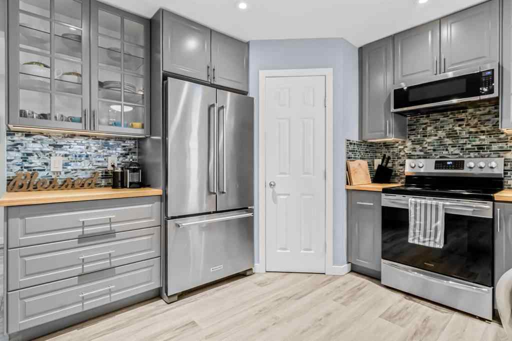 MLS® A2246530 - 73 Hidden Creek Rise NW in Hidden Valley Calgary, Residential