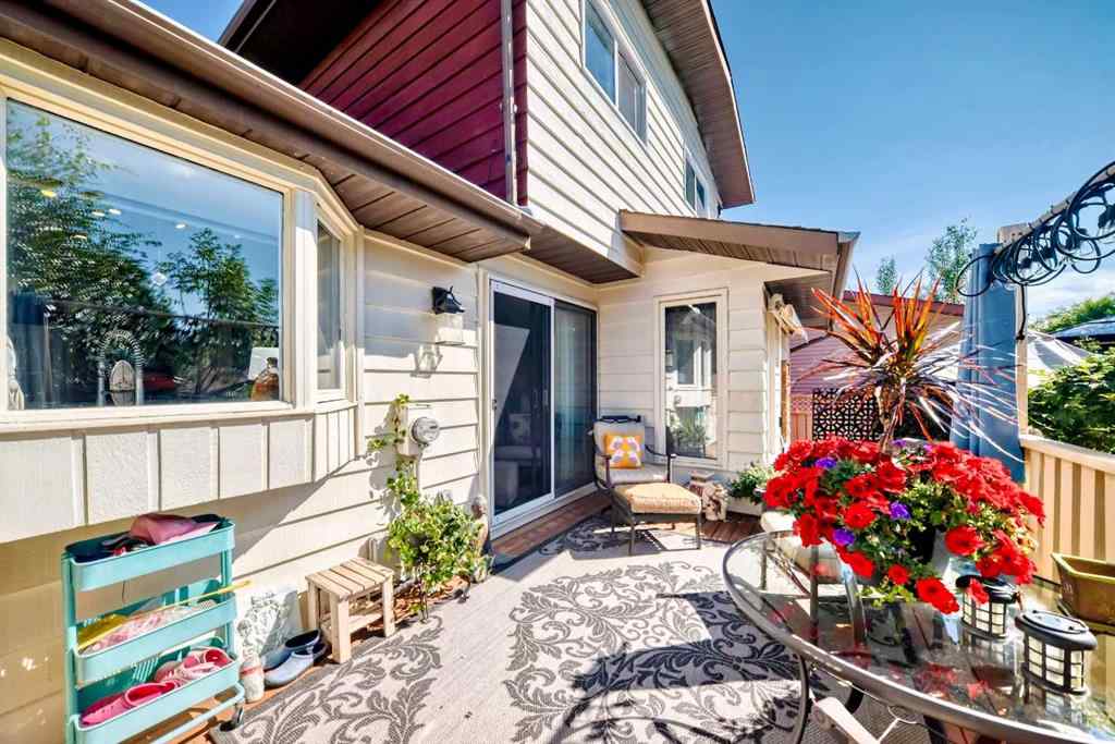 MLS® A2246544 - 440 Templeton Road NE in Temple Calgary, Residential