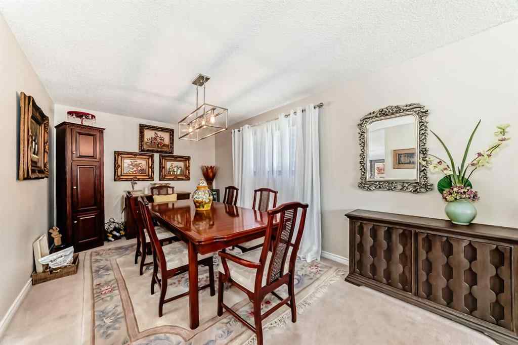 MLS® A2246544 - 440 Templeton Road NE in Temple Calgary, Residential