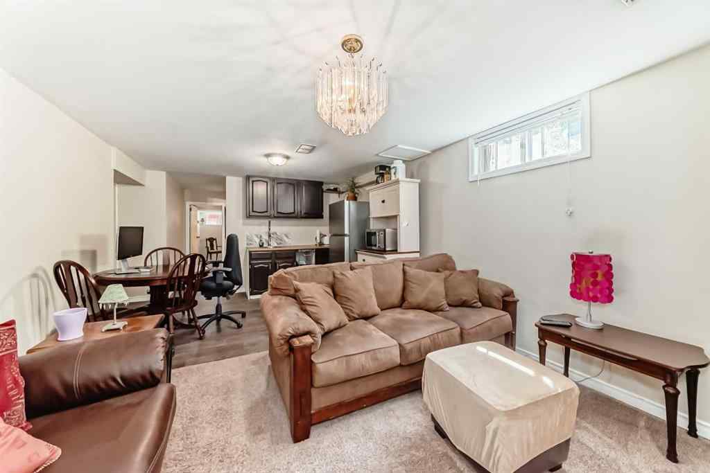 MLS® A2246544 - 440 Templeton Road NE in Temple Calgary, Residential