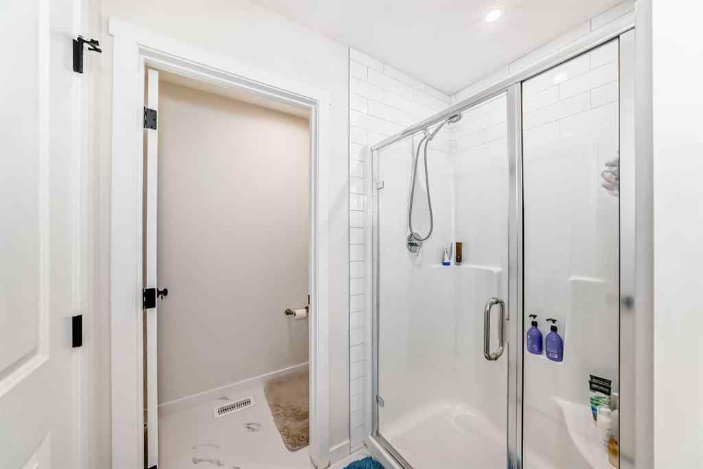MLS® A2246548 - 248 Lavender Manor SE in Rangeview Calgary, Residential