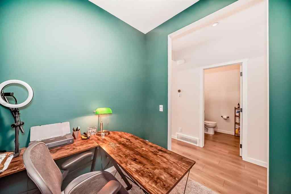 MLS® A2246548 - 248 Lavender Manor SE in Rangeview Calgary, Residential