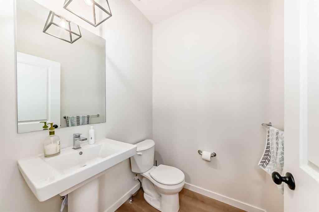 MLS® A2246548 - 248 Lavender Manor SE in Rangeview Calgary, Residential