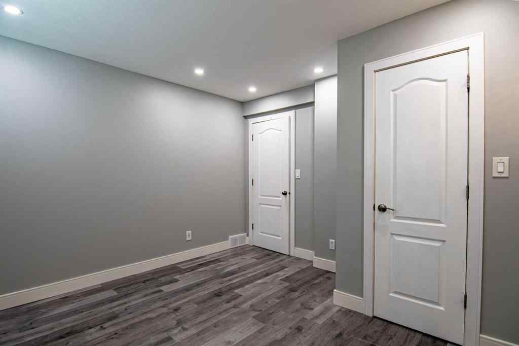 MLS® A2246549 - 93 Ellenwood Drive  in Eastview Estates Red Deer, Residential