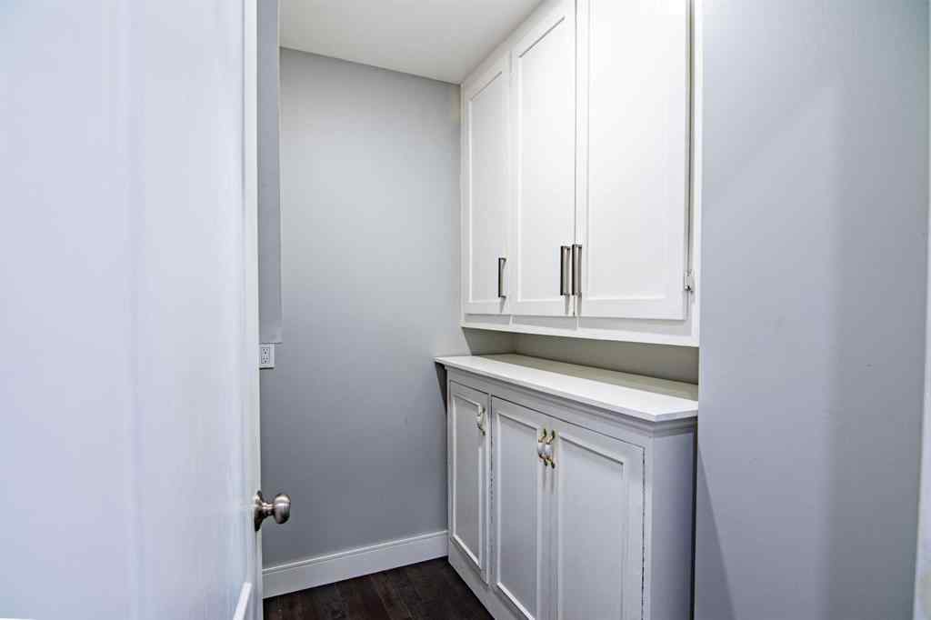 MLS® A2246549 - 93 Ellenwood Drive  in Eastview Estates Red Deer, Residential