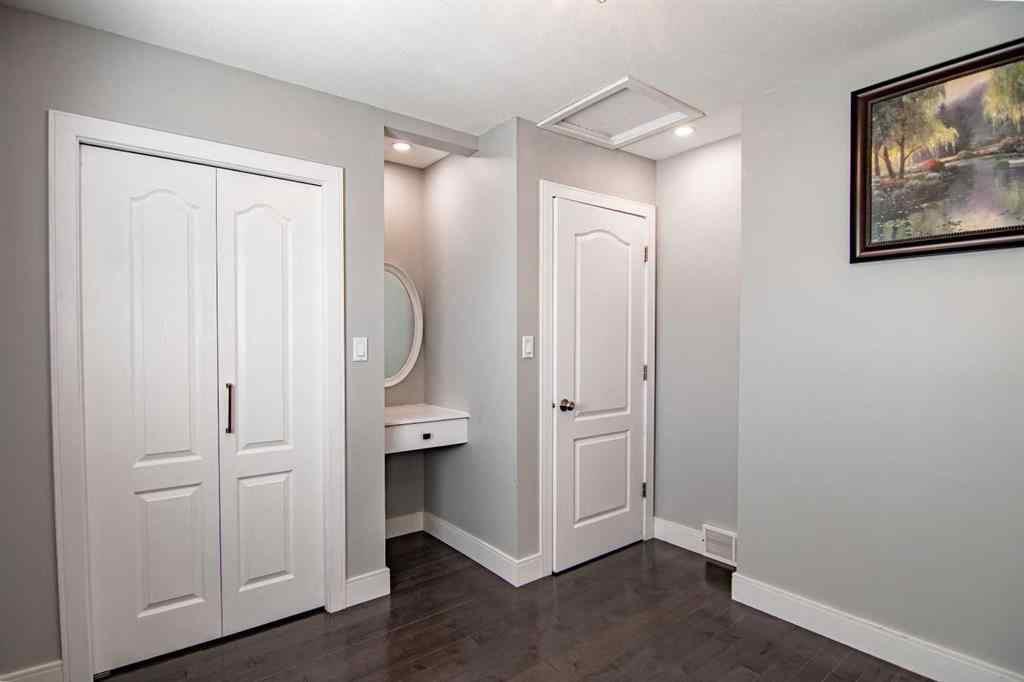 MLS® A2246549 - 93 Ellenwood Drive  in Eastview Estates Red Deer, Residential