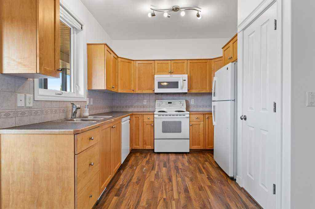 MLS® A2246551 - 138 Kendrew Drive  in Kentwood West Red Deer, Residential