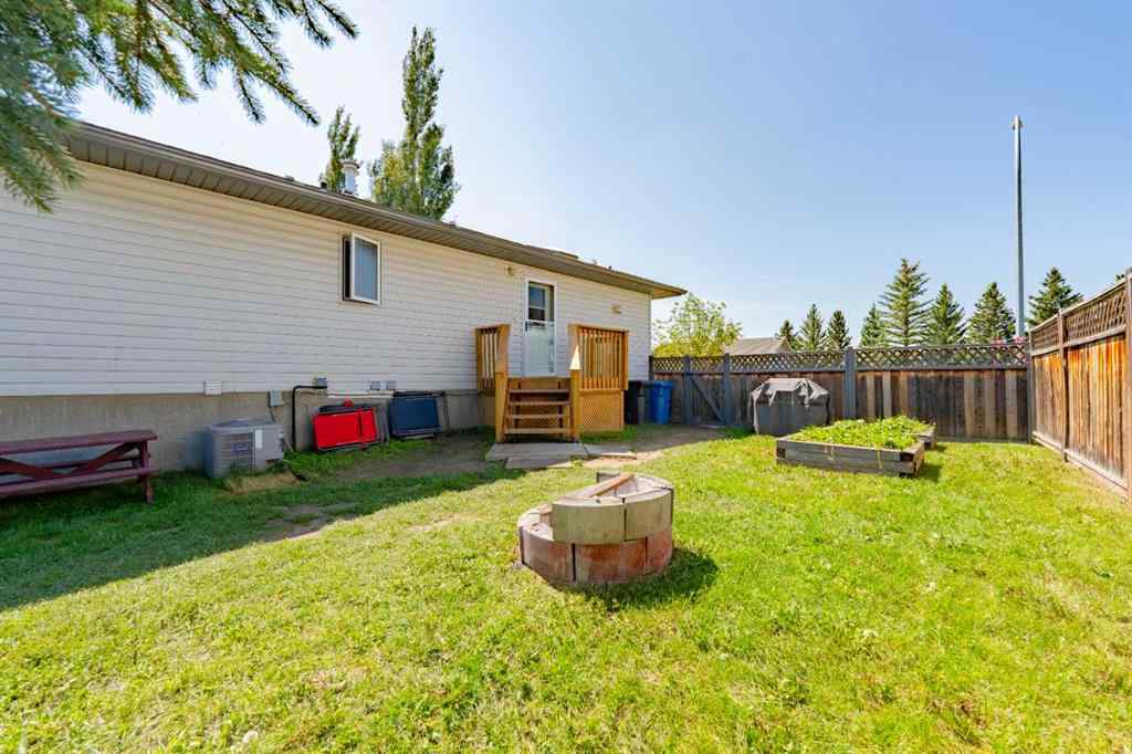 MLS® A2246554 - 27 HAY Place  in NONE Irricana, Residential