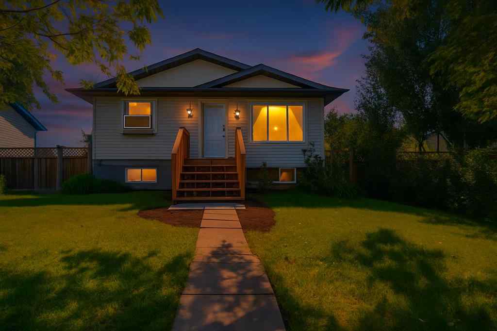 MLS® A2246554 - 27 HAY Place  in NONE Irricana, Residential