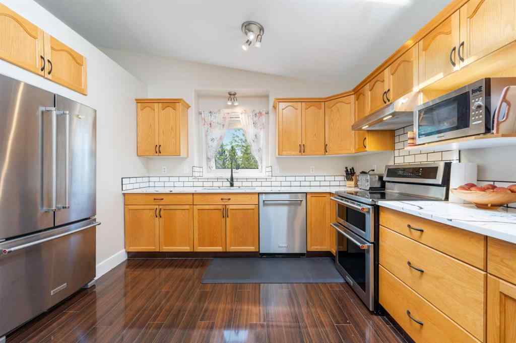 MLS® A2246554 - 27 HAY Place  in NONE Irricana, Residential
