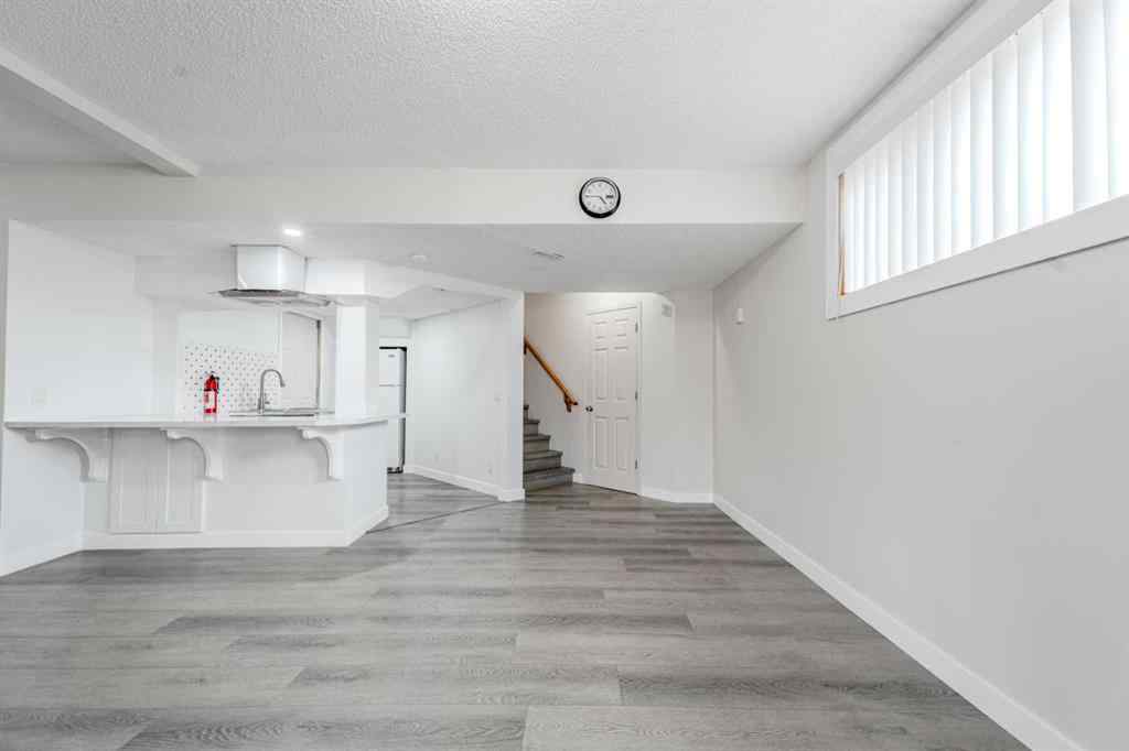 MLS® A2246568 - 250 Eversyde Close SW in Evergreen Calgary, Residential