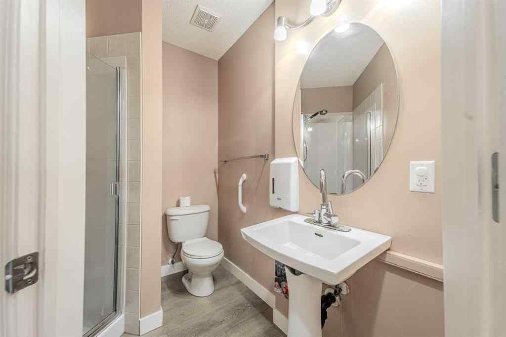MLS® A2246568 - 250 Eversyde Close SW in Evergreen Calgary, Residential