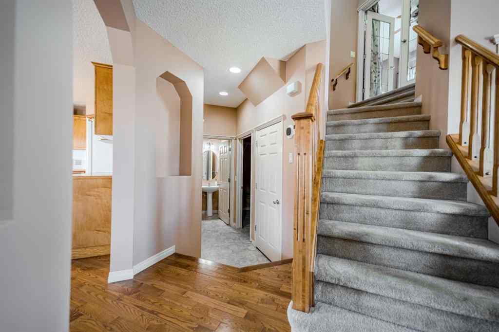 MLS® A2246568 - 250 Eversyde Close SW in Evergreen Calgary, Residential