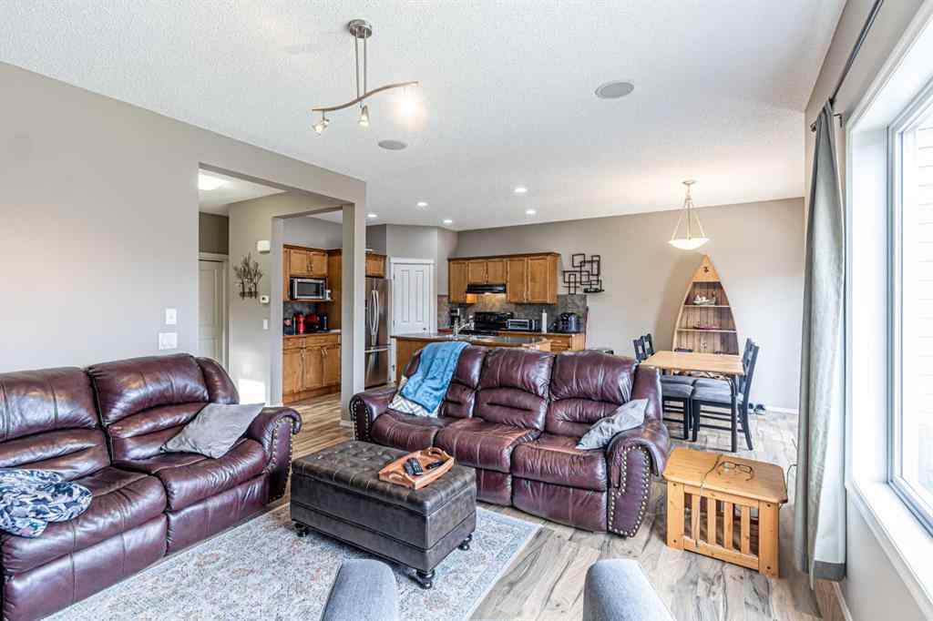 MLS® A2246572 - 14 Elgin Meadows Way SE in McKenzie Towne Calgary, Residential