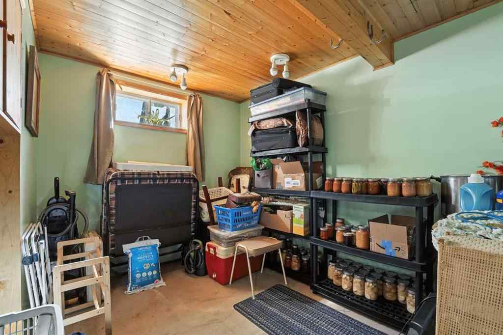 MLS® A2246573 - 80002 Old Highway 11a   in Pine Ridge Estates Rural Clearwater County, Residential