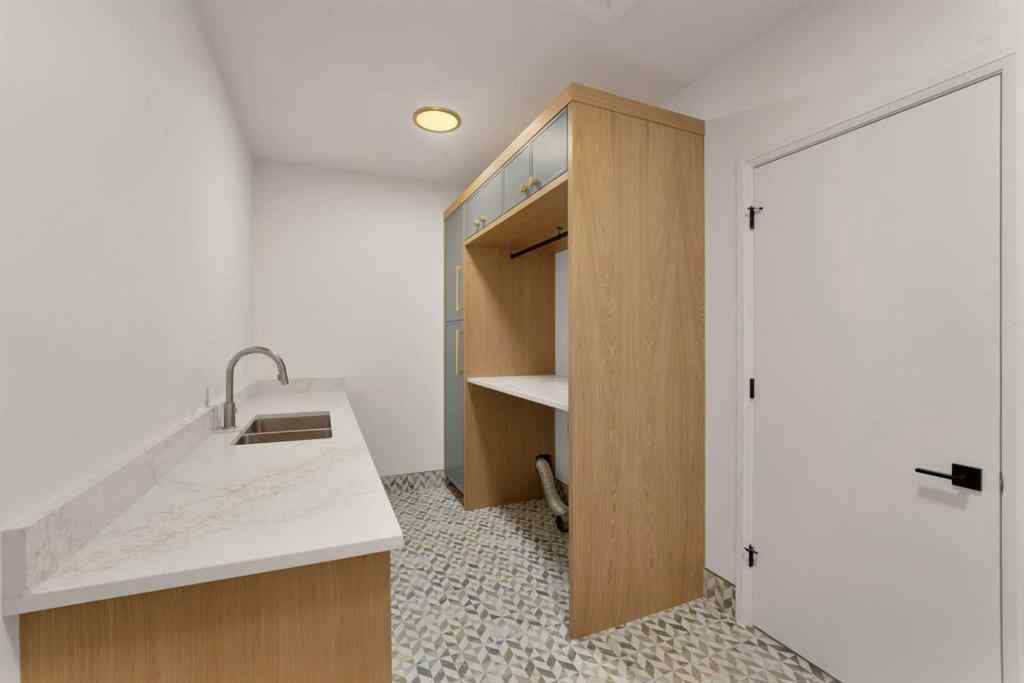 MLS® A2246577 - 3511 34 Avenue SW in Rutland Park Calgary, Residential