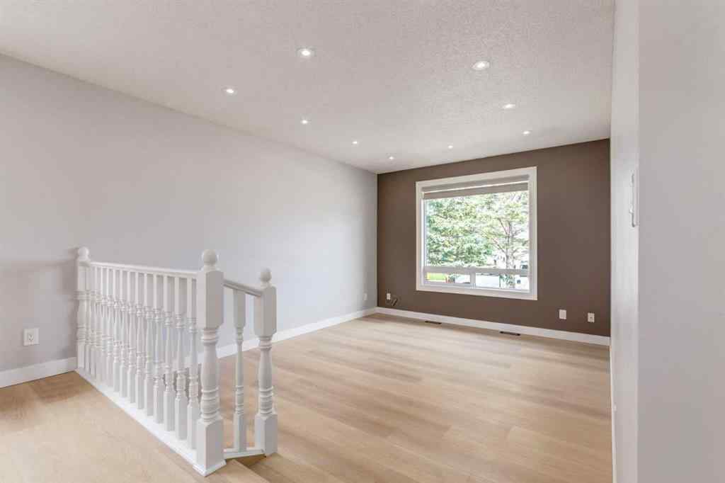 MLS® A2246579 - 204 Hawkhill Way NW in Hawkwood Calgary, Residential