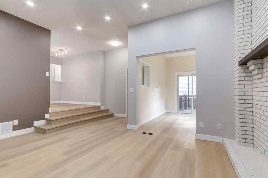 MLS® A2246579 - 204 Hawkhill Way NW in Hawkwood Calgary, Residential