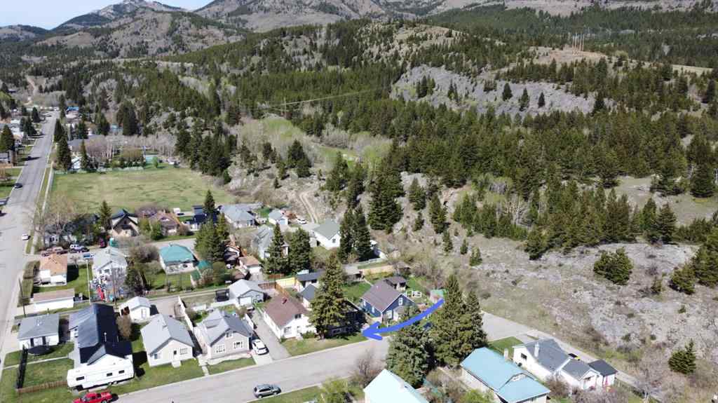 MLS® A2246584 - 2522 211 Street  in NONE Bellevue, Residential