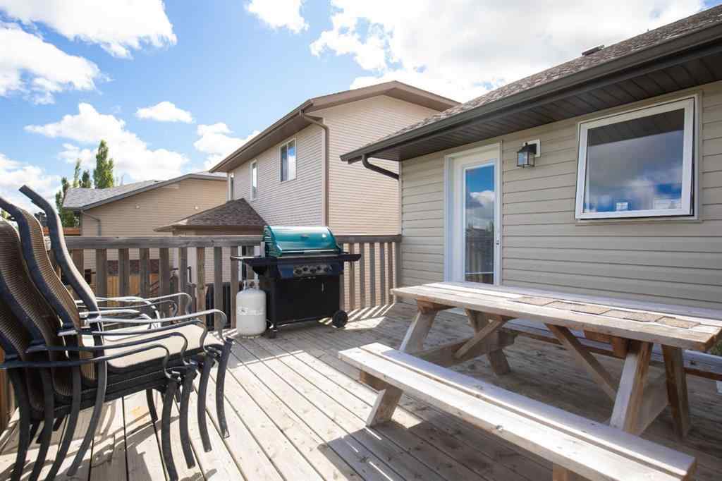 MLS® A2246585 - 130 Larsen Crescent  in Lonsdale Red Deer, Residential